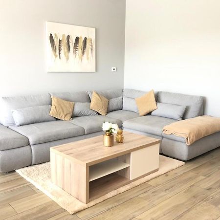 Loft Evasion , Parking Gratuit , 5 Min Auxerre Apartment Moneteau Luaran gambar
