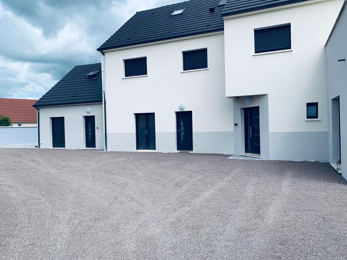 Loft Evasion , Parking Gratuit , 5 Min Auxerre Apartment Moneteau Luaran gambar